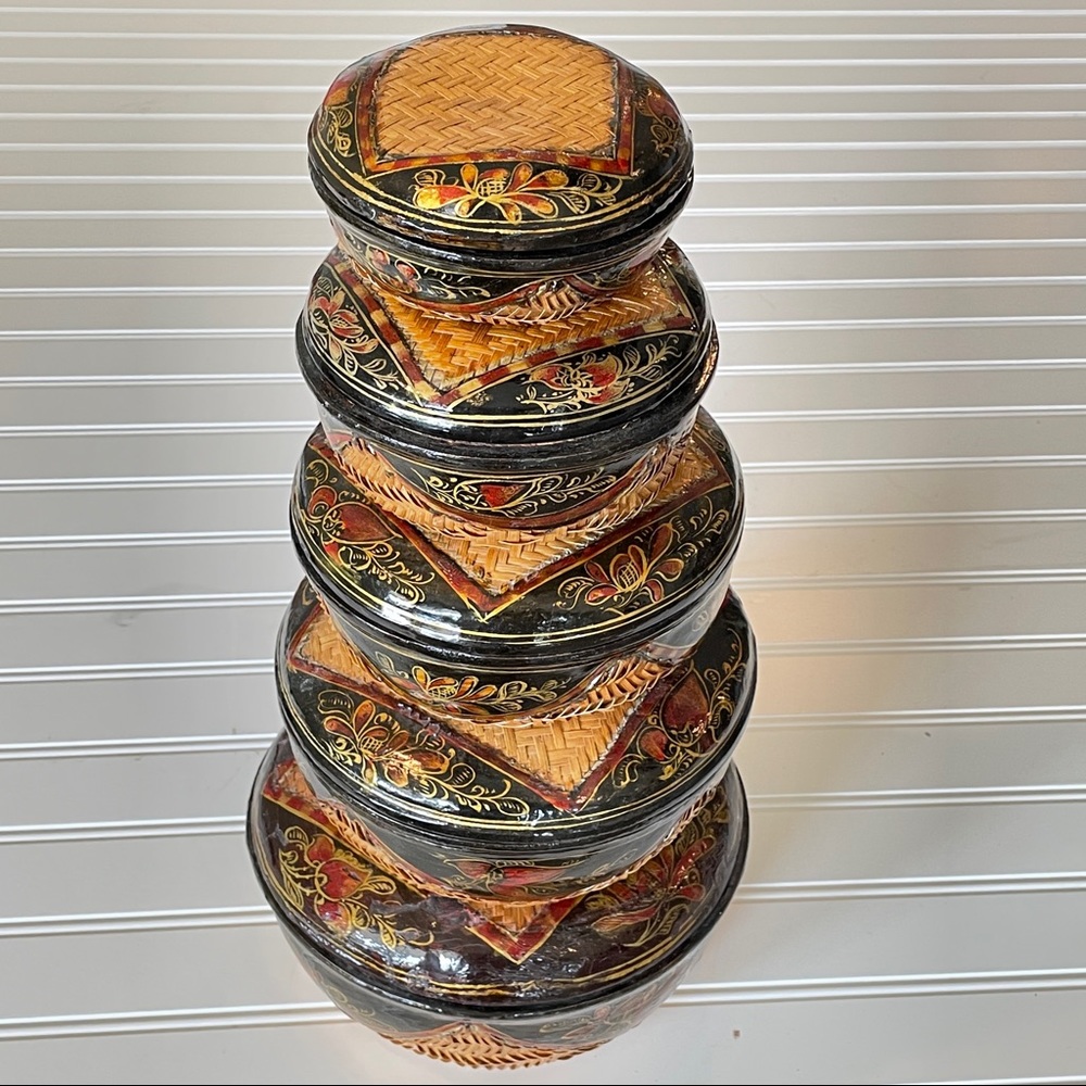 1970 Round With Lids Lacquer Bamboo Baskets - Set of 5